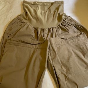 Motherhood maternity capris pants
